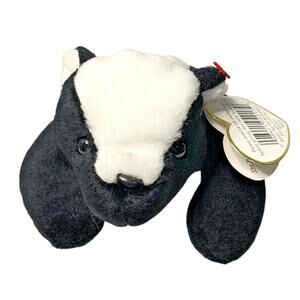 Ty Beanie Babies 'STINKY' The Skunk DOB 2.13.1995 Tush & Hang Tag Retired